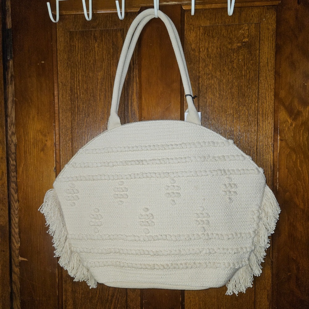 Shade & Shore Tote Bag Women OS Off-White Woven Cable Knit Fringe New